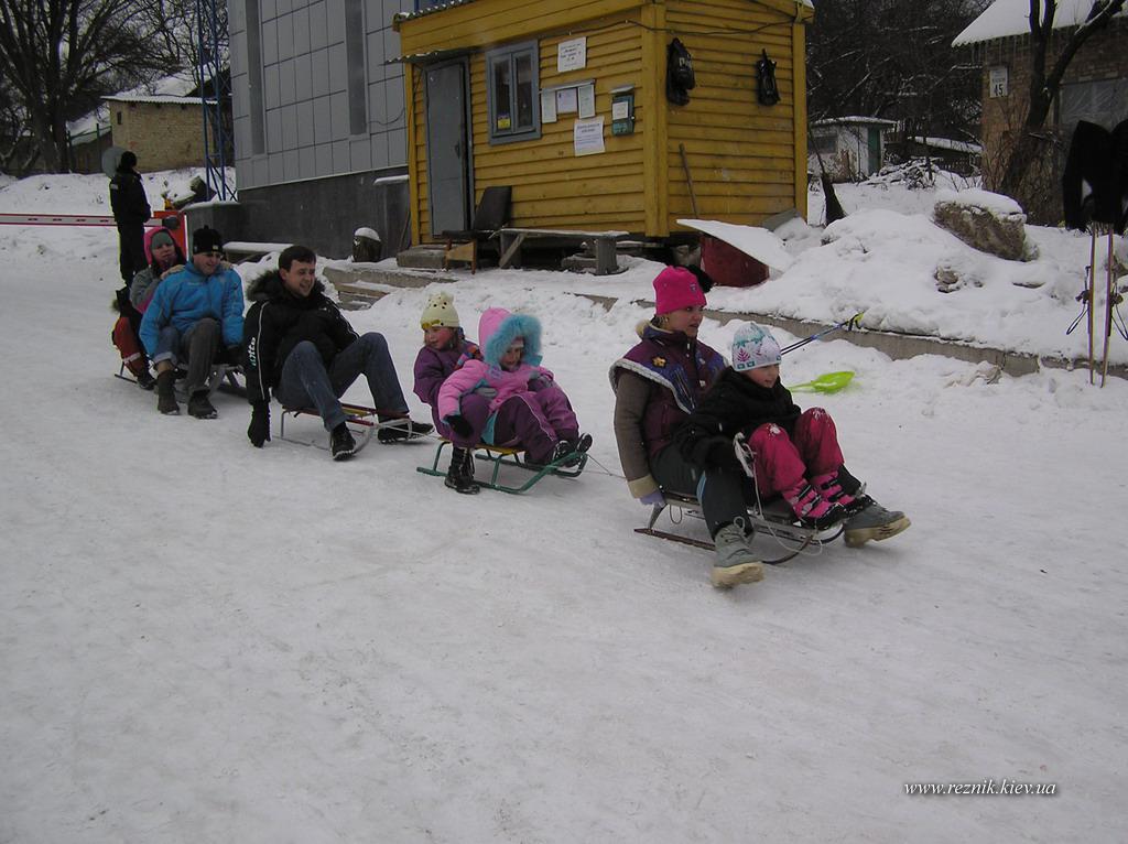 Наш паровоз вперед летит!