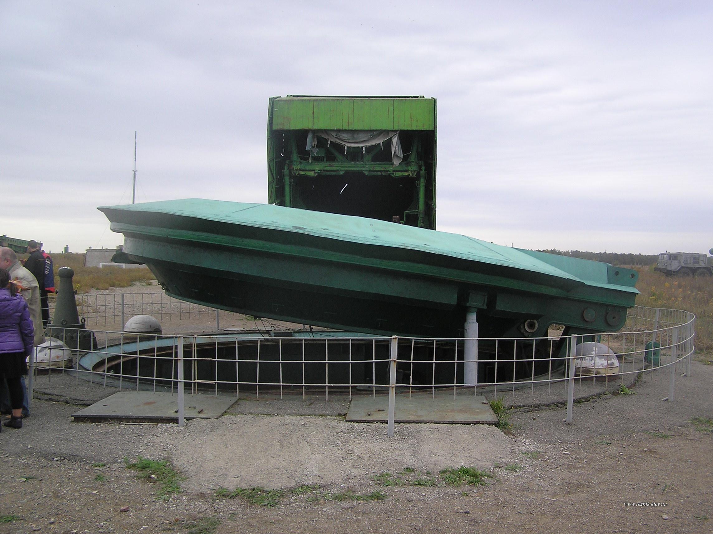 Крышка пусковой шахты