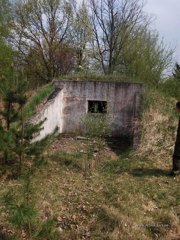 30 апреля. Заброшенная воинская часть.