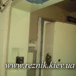 Дверь на входе в шахту командного пункта